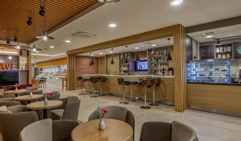 Holiday Inn Lara Hotel