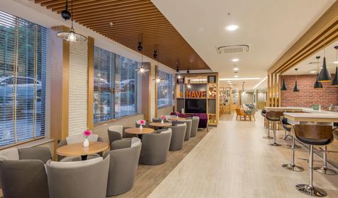 Holiday Inn Lara Hotel
