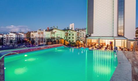 Holiday Inn Lara Hotel
