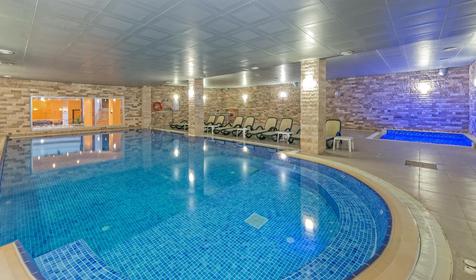 Adonis Hotel
