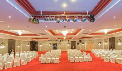 Adonis Hotel