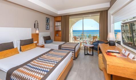 Standard Room Side Sea View