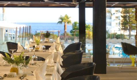 Napa Mermaid Hotel & Suites