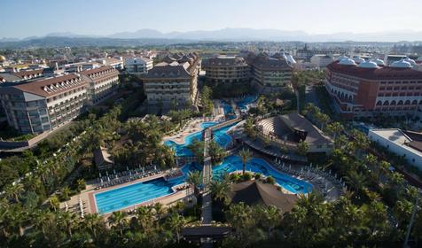 Royal Dragon Hotel