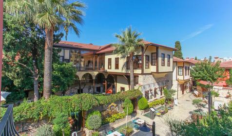 Alp Pasa Hotel