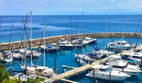 Bannister Hotel Yatch Club