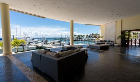 Bannister Hotel Yatch Club