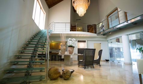 Bannister Hotel Yatch Club