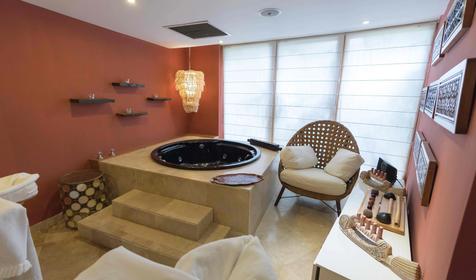 Bannister Hotel Yatch Club