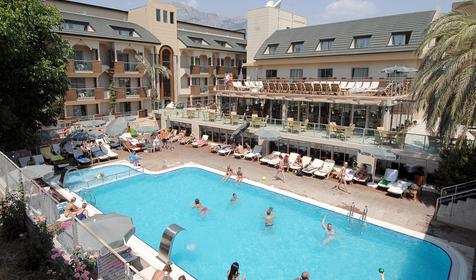 Ambassador Plaza Hotel
