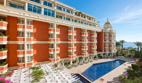 Antique Roman Palace Museum Hotel