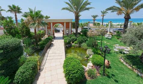 Antique Roman Palace Museum Hotel