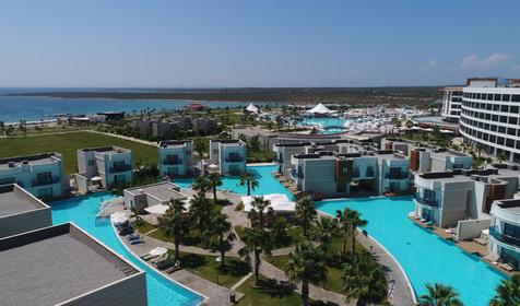 Aquasis De Luxe Resort & Spa