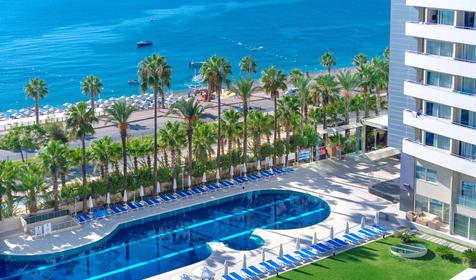 Porto Bello Hotel Resort & Spa