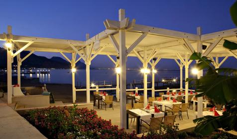 Crystal Flora Beach Resort
