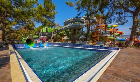 Long Beach Club Nature