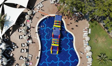 Long Beach Club Nature
