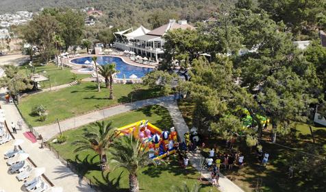 Long Beach Club Nature
