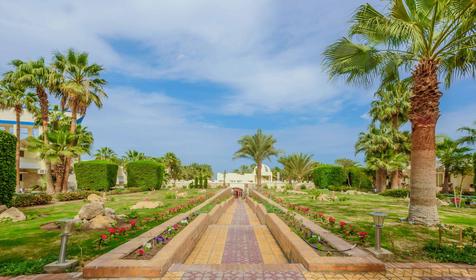 Triton Empire Beach Resort