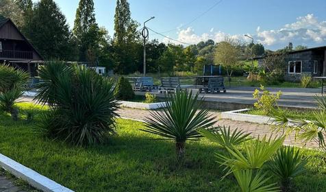 Армат Village